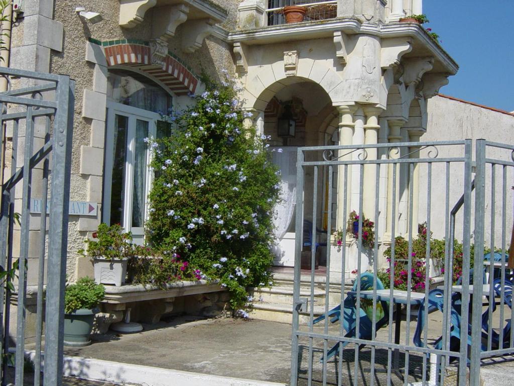 Chambres D'Hotes L'Insulaire Saint Denis d'Oleron Bagian luar foto